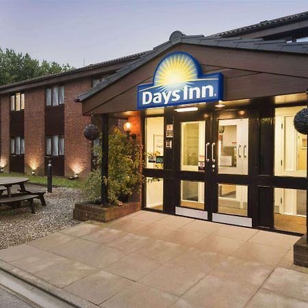 Days Inn Bridgend Cardiff Zewnętrze zdjęcie