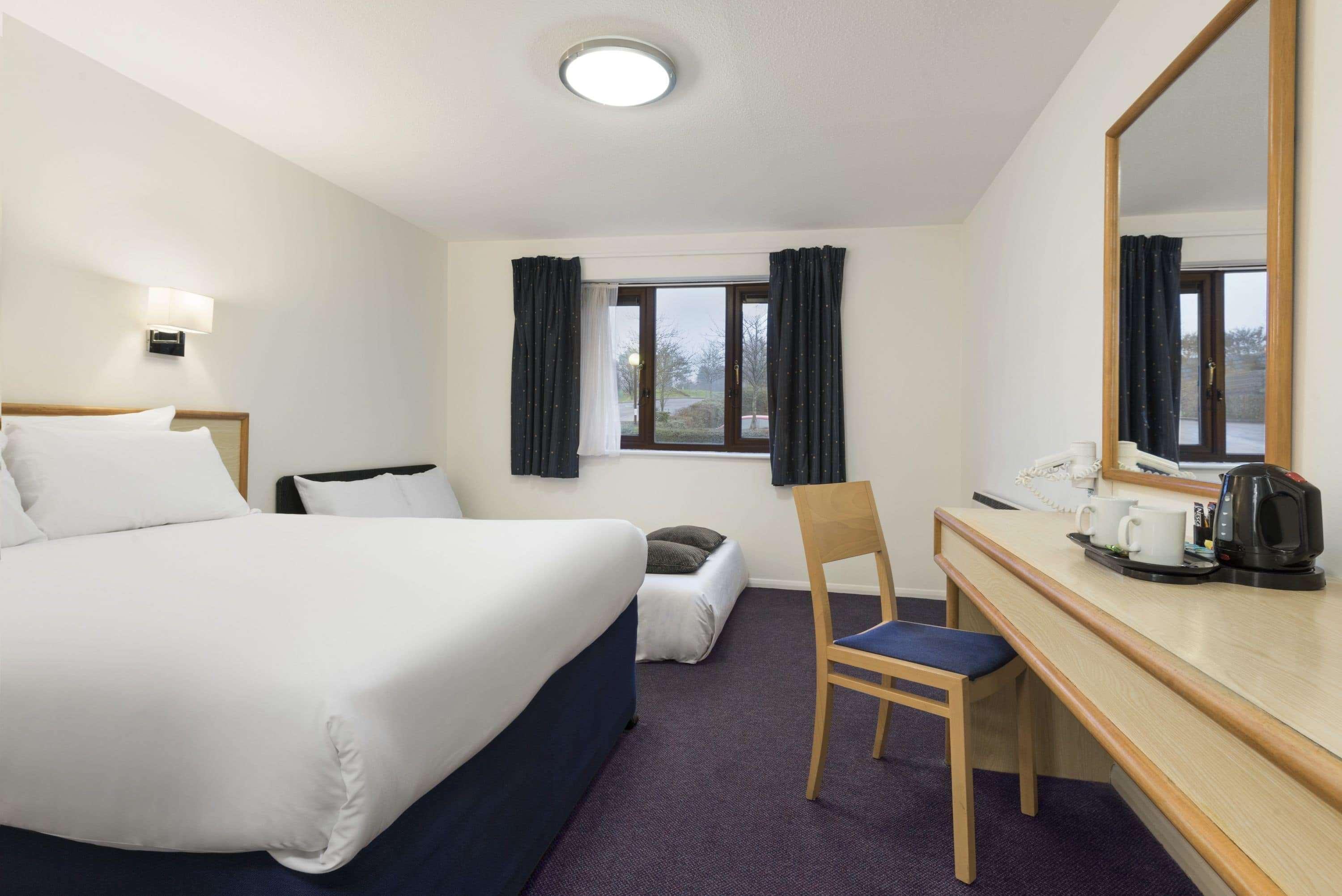 Days Inn Bridgend Cardiff Zewnętrze zdjęcie